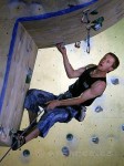 [Obrázek: Lekce lezení na umělé stěně (7)