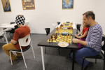 [Obrázek: Šachy s mezinárodním mistrem (14)