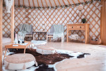 [Obrázek: Glamping Boho jurta v Kostici u Břeclavi - interiér (7)