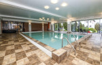 [Obrázek: Hotel Fontána Lipno - vnitřní bazén (8)