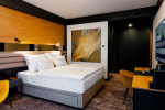[Obrázek: Hotel Nobilis - Pokoj DeLuxe s vanou (11)