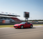 [Obrázek: Jízda ve Ferrari California T na závodním okruhu Slovakiaring (4)