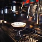 [Obrázek: Kurz kávové mixologie – výběrová káva a prémiové destiláty v Praze (2)