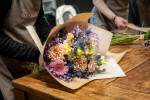 [Obrázek: Kurz základů aranžování květin v květinovém ateliéru (17)