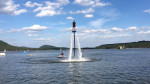 [Obrázek: Let na flyboardu (8)