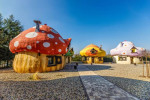 [Obrázek: Netradiční rodinný pobyt s polopenzí v kouzelné Houbičkové vile Hotelového resortu JESENICE (1)