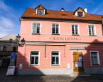[Obrázek: Noc se snídaní v elegantním hotelu Latrán**** přímo v srdci Českého Krumlova pro 2 osoby (12)