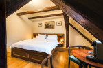 [Obrázek: Noc se snídaní v elegantním hotelu Latrán**** přímo v srdci Českého Krumlova pro 2 osoby (2)