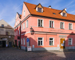 [Obrázek: Noc se snídaní v elegantním hotelu Latrán**** přímo v srdci Českého Krumlova pro 2 osoby (3)