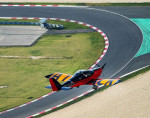 [Obrázek: Pilotem na zkoušku v moderním sportovním letadle Attack Viper SD4 Hosín (7)