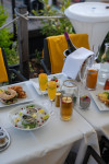 [Obrázek: Prémiová snídaně na střešní terase Pytloun Sky Bar & Restaurant Prague na Václavském náměstí (20)