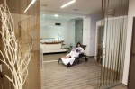 [Obrázek: Prostory SPA - vířivka, sauna, sprcha, lehátka pro odpočinek (2)