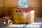 [Obrázek: Relaxační romantická koupel v soukromém altánu s lahví Prosecca pro 2 osoby (4)