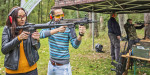 [Obrázek: Střelba na střelnici sportlov puška, pistole, samopal, střelnice, střílení, střílet, zbraně (2)
