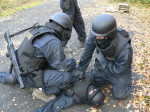 [Obrázek: S.W.A.T. výcvik pro Vás (17)