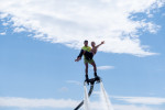 [Obrázek: Tandemový let na flyboardu s FlyboardShow (2)