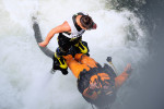 [Obrázek: Tandemový let na flyboardu s FlyboardShow (4)