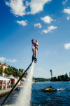 [Obrázek: Tandemový let na flyboardu s FlyboardShow (5)