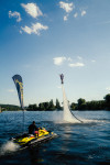 [Obrázek: Tandemový let na flyboardu s FlyboardShow (6)
