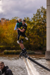 [Obrázek: Tandemový let na flyboardu s FlyboardShow (9)