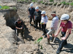 [Obrázek: Těžba drahokamů vltavíny (2)