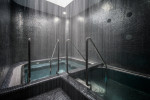[Obrázek: Úžasný romantický pobyt s wellness, masáží a polopenzí v designovém boutique Hotelu Prezident (14)