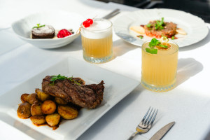 [Obrázek: Degustační 3chodové signature menu v Pytloun Sky Bar (1)