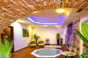 [Obrázek: Odpočinkový wellness večer s 4chodovou večeří v hotelu Hejtmanský dvůr**** pro 2 osoby (1)