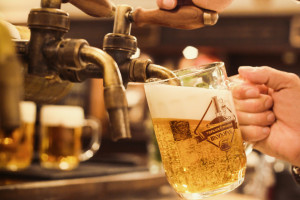 [Obrázek: Pobyt v Pivovaru Monopol s neomezenou konzumací piva během večera (1)