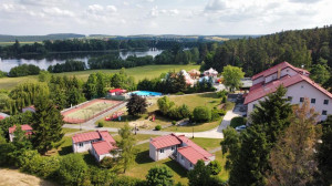 [Obrázek: Relaxační pobyt s polopenzí a wellness procedurami v Hotelovém resortu JESENICE (1)