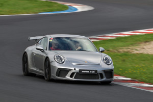 [Obrázek: Spolujezdcem v Porsche 911 GT3 na okruhu Autodromu Sosnová (1)