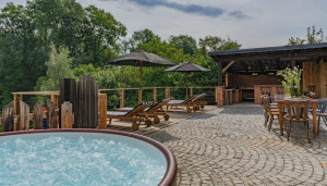 [Obrázek: Wellness pobyt se snídaní v luxusním designovém penzionu DOsTatek (1)